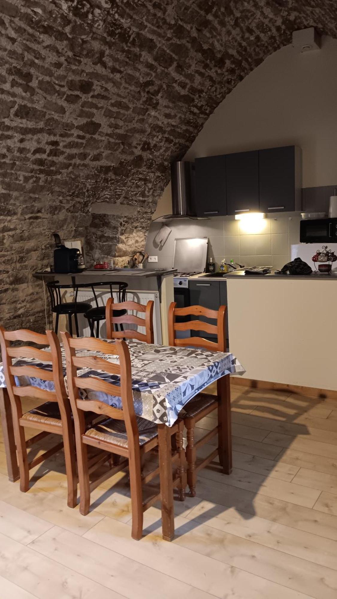 Le Gite Voute Confort Et Repos Saint-Beauzely Εξωτερικό φωτογραφία